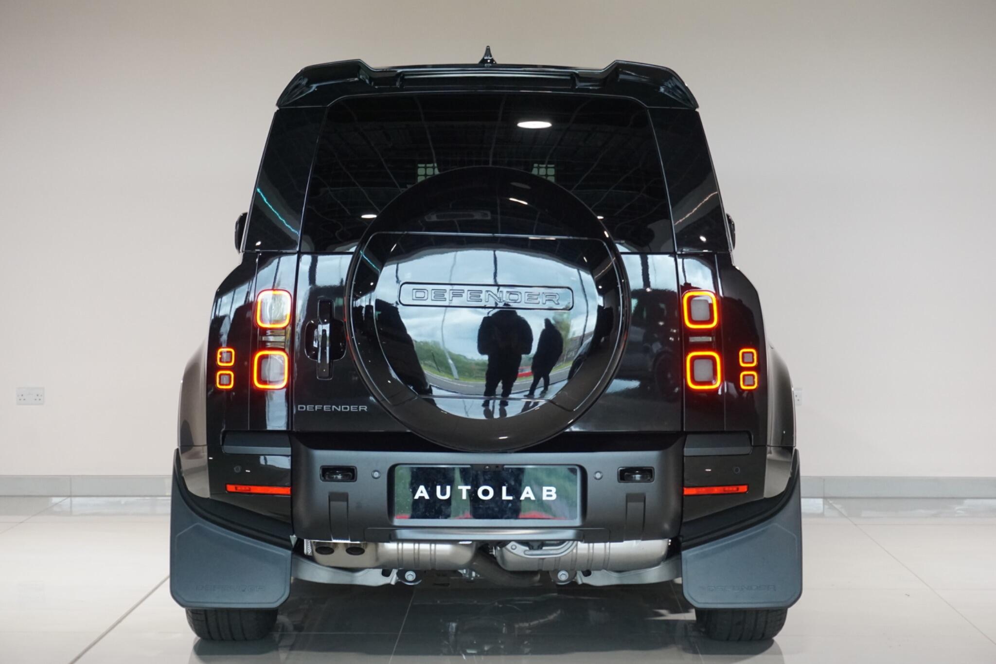 Land Rover Defender 110 3.0 D350 MHEV X-Dynamic HSE Hard Top SUV 5dr Diesel Auto 4WD MWB Euro 6 (s/s) (350 ps)